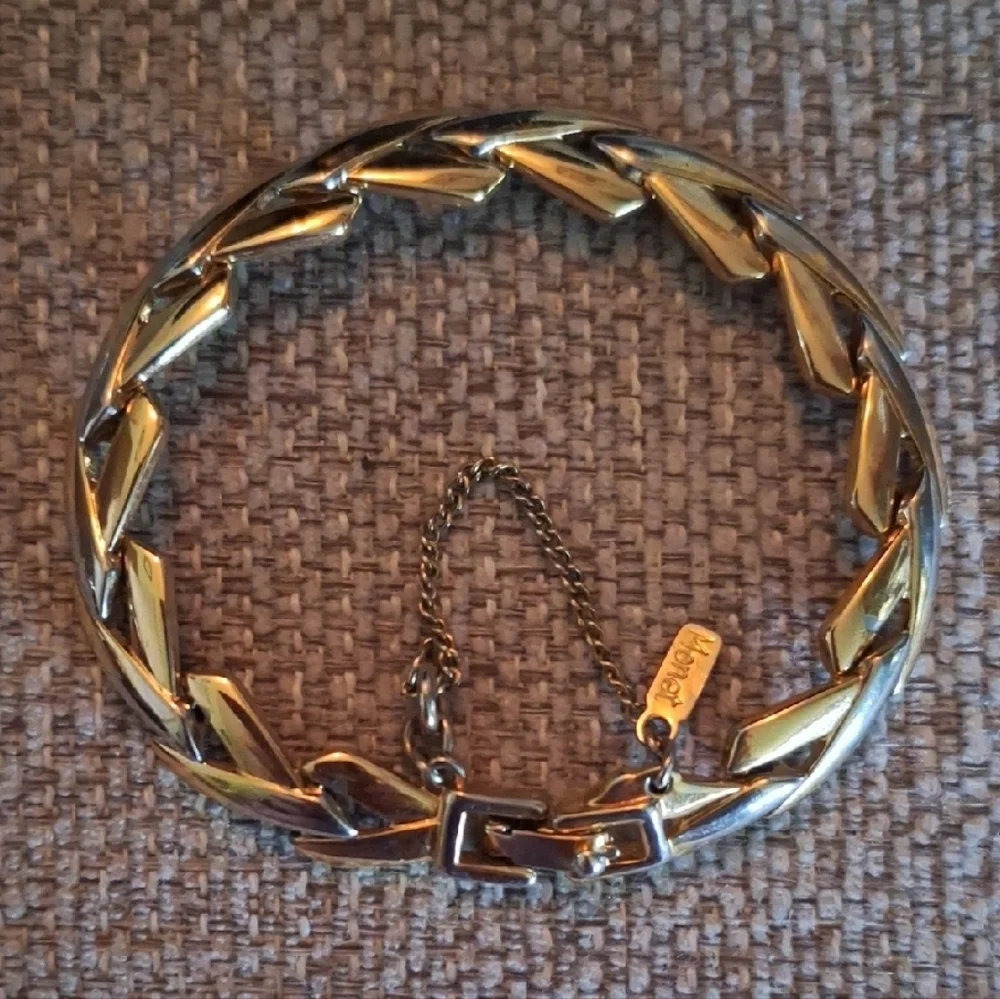 Monet Necklace & Bracelet Set - Picture 3 of 5